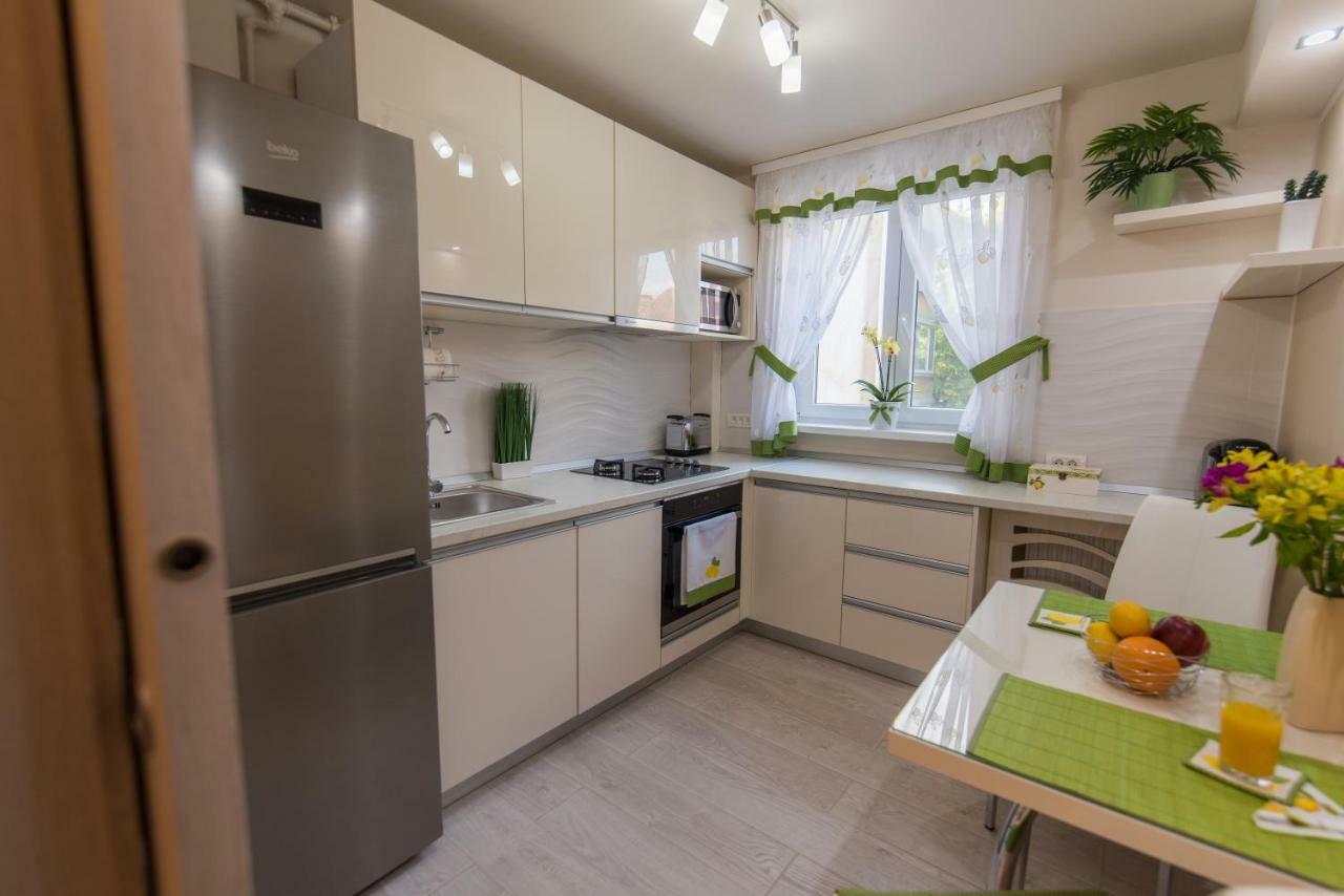 Exotic Rami'S Apartments Тімішоара Екстер'єр фото